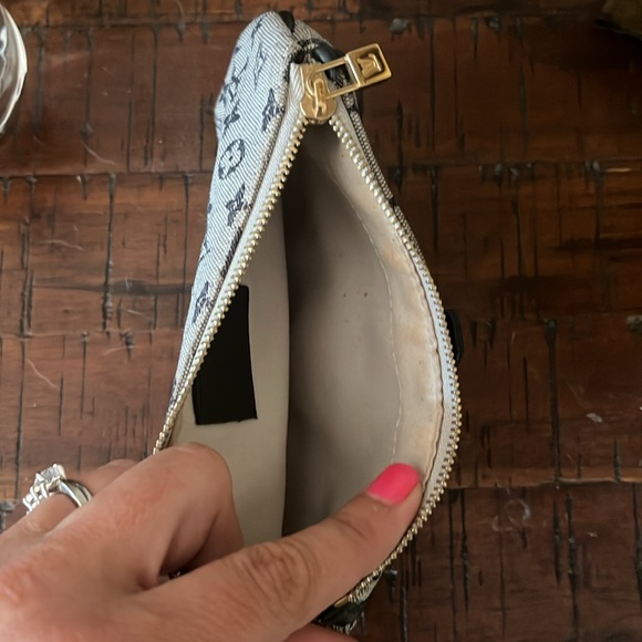 Louis Vuitton blue canvas monogram coin purse 6 in . long and 3 in. wide. - Picture 2 of 8